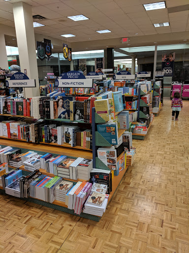 Book Store «Books-A-Million», reviews and photos, 1800 Tiffin Ave #189, Findlay, OH 45840, USA