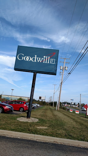 Thrift Store «Goodwill (Alliance)», reviews and photos, 12501 W State St, Alliance, OH 44601, USA