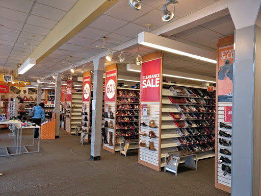 Payless ShoeSource, 3690 S El Camino Real, San Mateo, CA 94403, USA, 