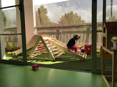 La Piccolina - Micro-crèche à Chateauneuf-Grasse Les Villas du Lac, 46 Chem. du Cabanon, 06740 Châteauneuf-Grasse, France