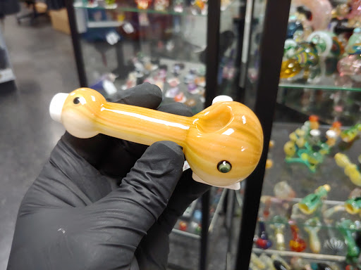 Tobacco Shop «Lifestyle Smoke Shop», reviews and photos, 712 S US Hwy 17 92, Longwood, FL 32750, USA