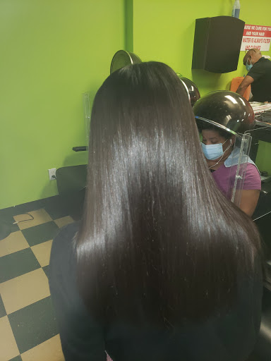 Hair Salon «M Dominican Beauty Salon», reviews and photos, 5701 Bingle Rd, Houston, TX 77092, USA
