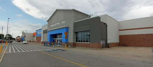 Department Store «Walmart Supercenter», reviews and photos, 1470 S Court St, Circleville, OH 43113, USA