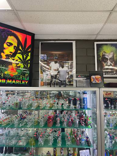 Tobacco Shop «One Love Smoke Shop», reviews and photos, 7010 Trask Ave, Westminster, CA 92683, USA