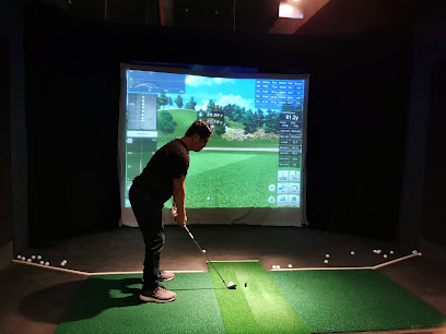 Tracer Golf Driving Range