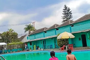 Swimming Pool Park Rahayu image