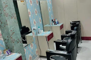 Bellissimo salon - hair salon, Makeup Artist & beauty parlour in Hyderabad image