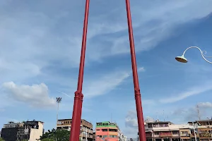 The Giant Swing image