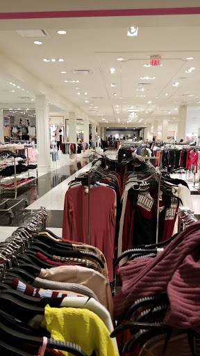 Clothing Store «Forever 21», reviews and photos, 396 E Sailer Dr, San Mateo, CA 94403, USA