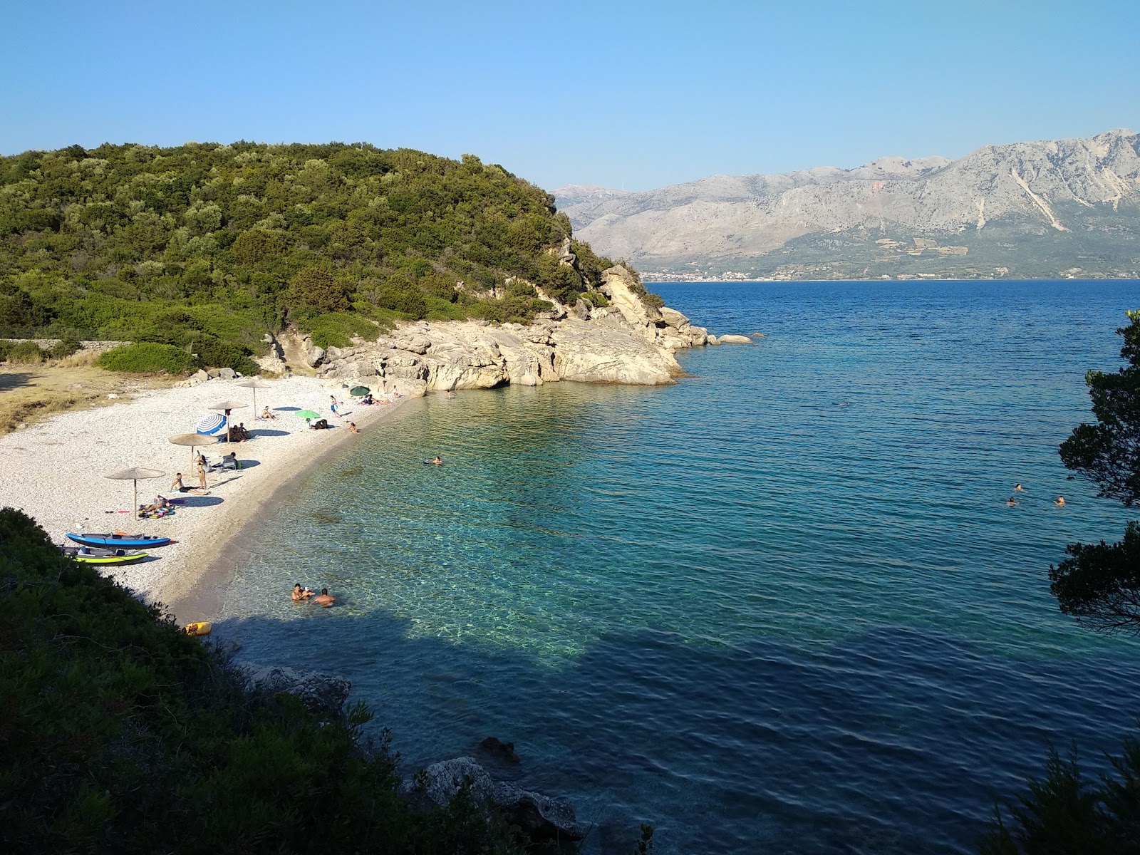 Photo de Agios Ioannis secret beach avec caillou fin blanc de surface