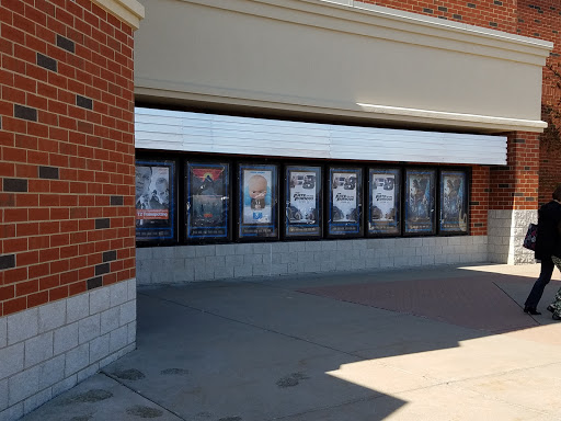 Movie Theater «Regal Cinemas Quaker Crossing 18», reviews and photos, 3450 Amelia Drive, Orchard Park, NY 14127, USA