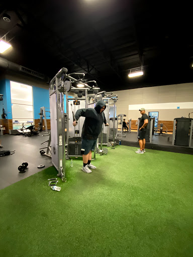 Gym «EOS Fitness Las Vegas Sahara Gym», reviews and photos, 8125 W Sahara Ave #100, Las Vegas, NV 89117, USA