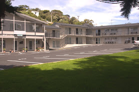 Newlands Court Motels