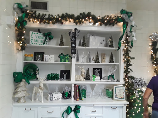 Historical Place «Burroughs Home & Gardens», reviews and photos, 2505 First St, Fort Myers, FL 33901, USA