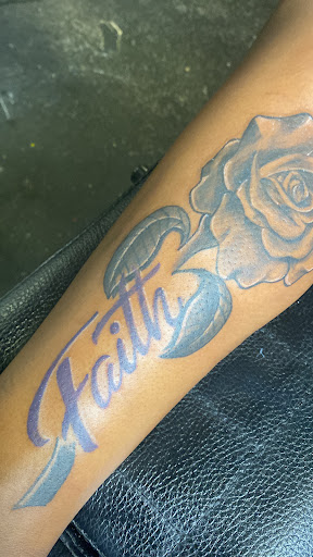 Explore barb wire tattoo ideas, creative tattoo ideas in Jacksonville, available at Renegade Art Studio LLC