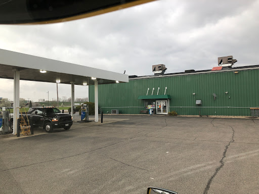 Howe Travel Plz, 50 W 750 N, Howe, IN 46746, USA, 