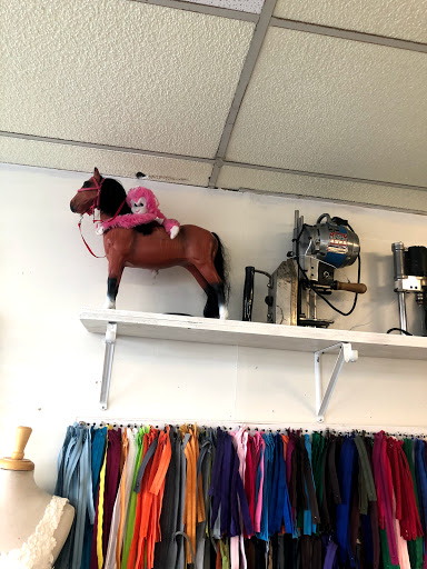 Tailor «Top Notch Tailors & Dry Cleaning», reviews and photos, 113 Power Rd, Pawtucket, RI 02860, USA