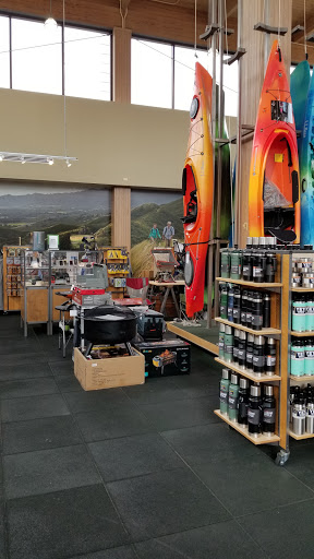 Clothing Store «L.L. Bean», reviews and photos, 8095 Tysons Corner Center, McLean, VA 22102, USA