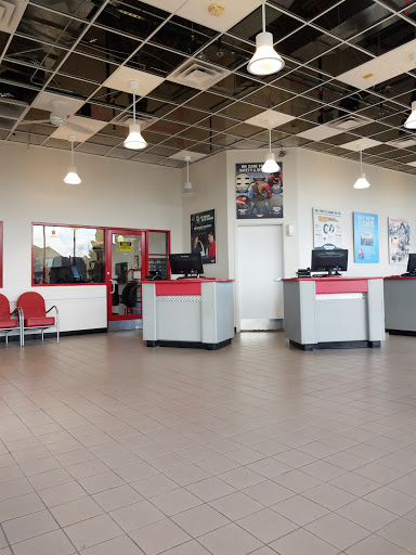 Tire Shop «Discount Tire Store - Centennial, CO», reviews and photos, 17200 E Smoky Hill Rd, Centennial, CO 80015, USA