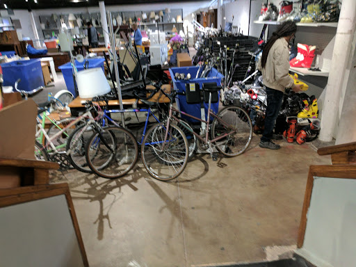 Thrift Store «Goodwill Denver - Broadway», reviews and photos, 21 S Broadway, Denver, CO 80209, USA