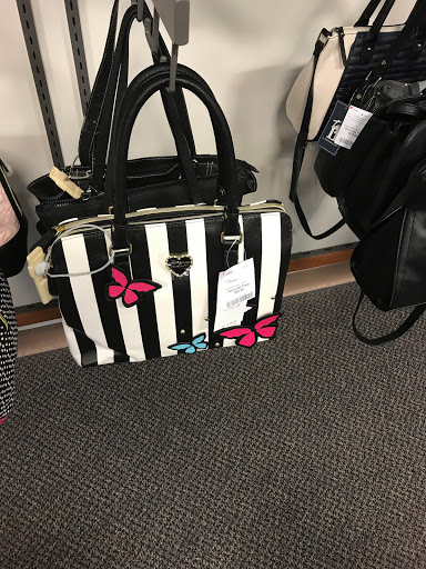 Clothing Store «Burlington Coat Factory», reviews and photos, 3662 W Camp Wisdom Rd, Dallas, TX 75237, USA