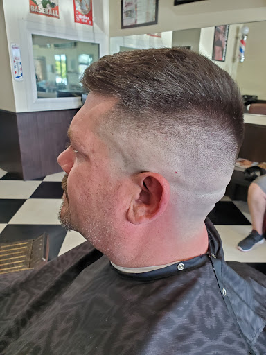 Barber Shop «MANHOOD BARBER SHOP», reviews and photos, 530 SW 205th Ave #300, Beaverton, OR 97006, USA