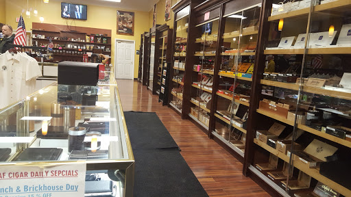 Tobacco Shop «Burning Leaf Cigars Inc», reviews and photos, 577 S 3rd St #101, Geneva, IL 60132, USA