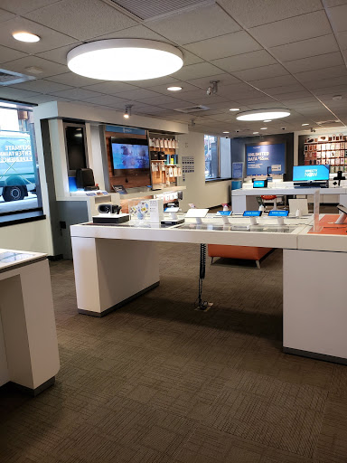 Cell Phone Store «AT&T», reviews and photos, 82 Wall St, New York, NY 10005, USA