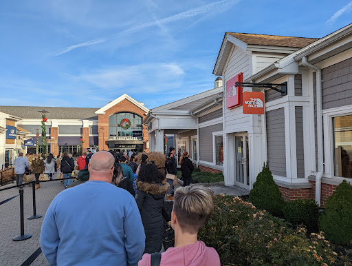 Clothing Store «The North Face Outlet», reviews and photos, 461 Evergreen Ct, Central Valley, NY 10917, USA