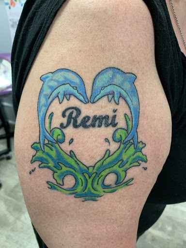 Tattoo Shop «Pink Raven Tattoos», reviews and photos, 219 Broadway #4, Saratoga Springs, NY 12866, USA