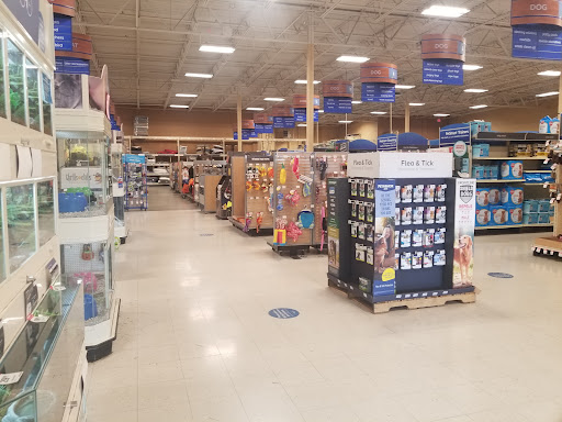 Pet Supply Store «PetSmart», reviews and photos, 3450 N Morrison Rd, Muncie, IN 47304, USA