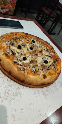 Plats et boissons du Pizzeria Délices Pizza à Villetaneuse - n°7