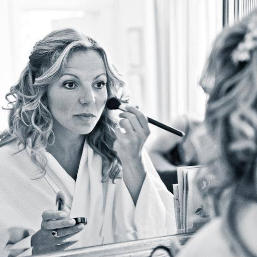 Laura Chappell Hair Hairstylist and MakeUp Artist