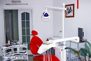 "Зубной лекарь" Частная Стоматологическая клиника image
