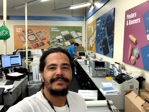 Office Supply Store «Staples», reviews and photos, 2501 W Happy Valley Rd, Phoenix, AZ 85027, USA