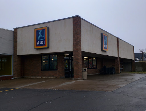 ALDI, 316 Laurel Mall Dr, Hazle Township, PA 18202, USA, 