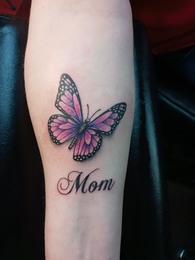 Tattoo Shop «AWOL Custom Tattooing Llc», reviews and photos, 1780 W Sherman Blvd, Muskegon, MI 49441, USA