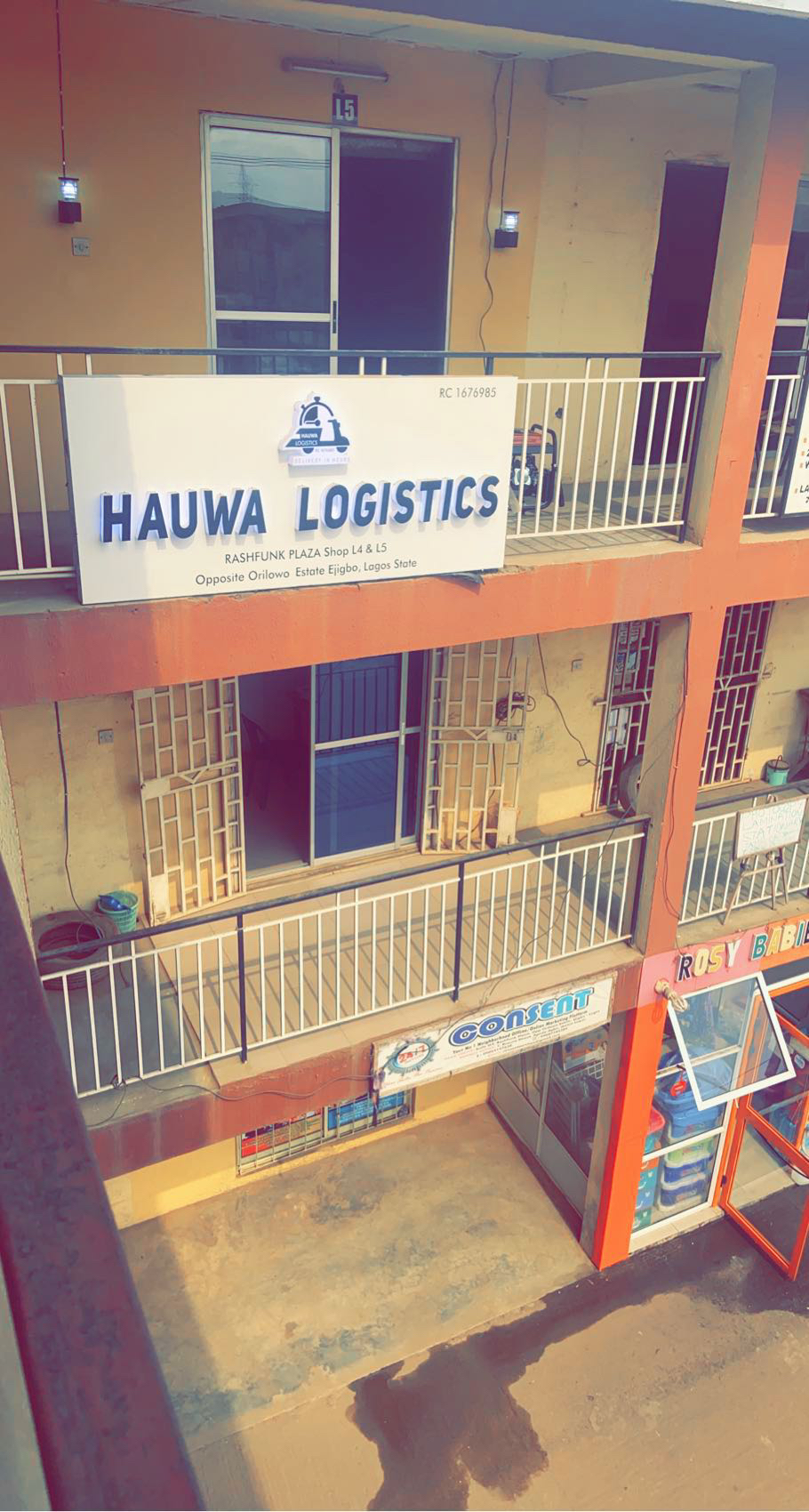 Hauwa logistics