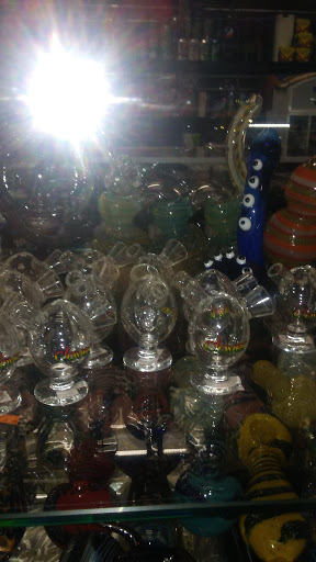 Tobacco Shop «407 Smoke Shop», reviews and photos, 4316 Curry Ford Rd, Orlando, FL 32806, USA
