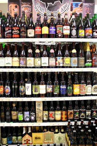 Liquor Store «7 Courts Liquors», reviews and photos, 4130 E Joppa Rd #106, Nottingham, MD 21236, USA