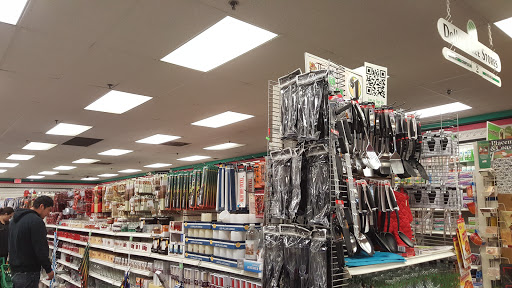 Dollar Store «Dollar Tree», reviews and photos, 8766 W Dempster St, Niles, IL 60714, USA