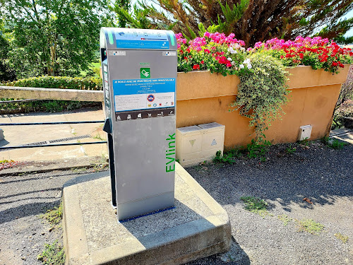Borne de recharge de véhicules électriques freshmile Charging Station Montesquiou
