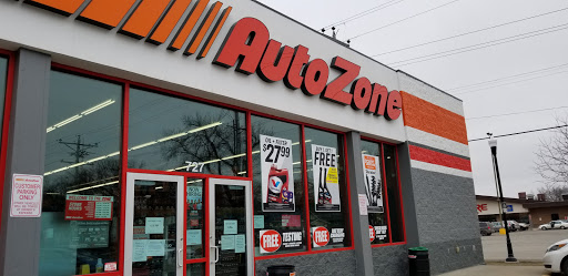Auto Parts Store «AutoZone», reviews and photos, 727 N University Dr, Fargo, ND 58102, USA