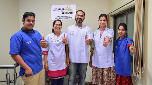 Jaipur Smiles Dental Clinic & Orthodontic Centre