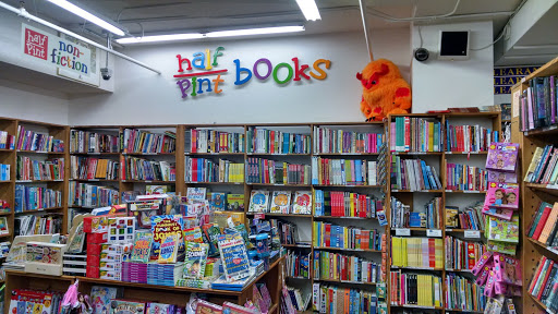 Book Store «Half Price Books», reviews and photos, 5017 Excelsior Blvd, St Louis Park, MN 55416, USA