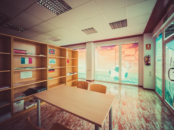 Academia Albacer - Academias