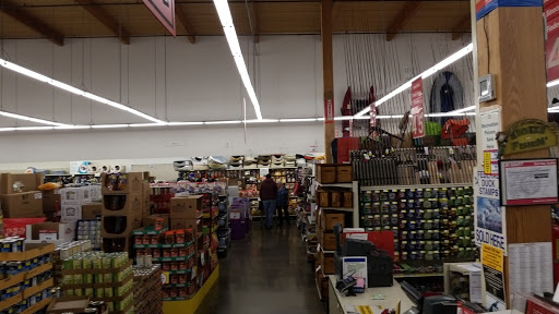 Department Store «Bi-Mart», reviews and photos, 2900 Haworth Ave, Newberg, OR 97132, USA