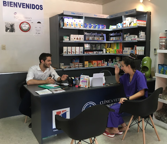 Opiniones de Veterinaria General Paz en Montevideo - Veterinario