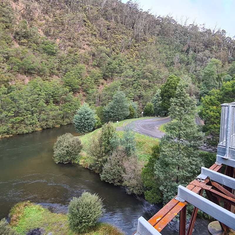 Bruntons Bridge Camp Site (pedestrian bridge only)