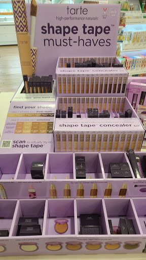 Hair Salon «Ulta Beauty», reviews and photos, 23000 Eureka Rd, Taylor, MI 48180, USA